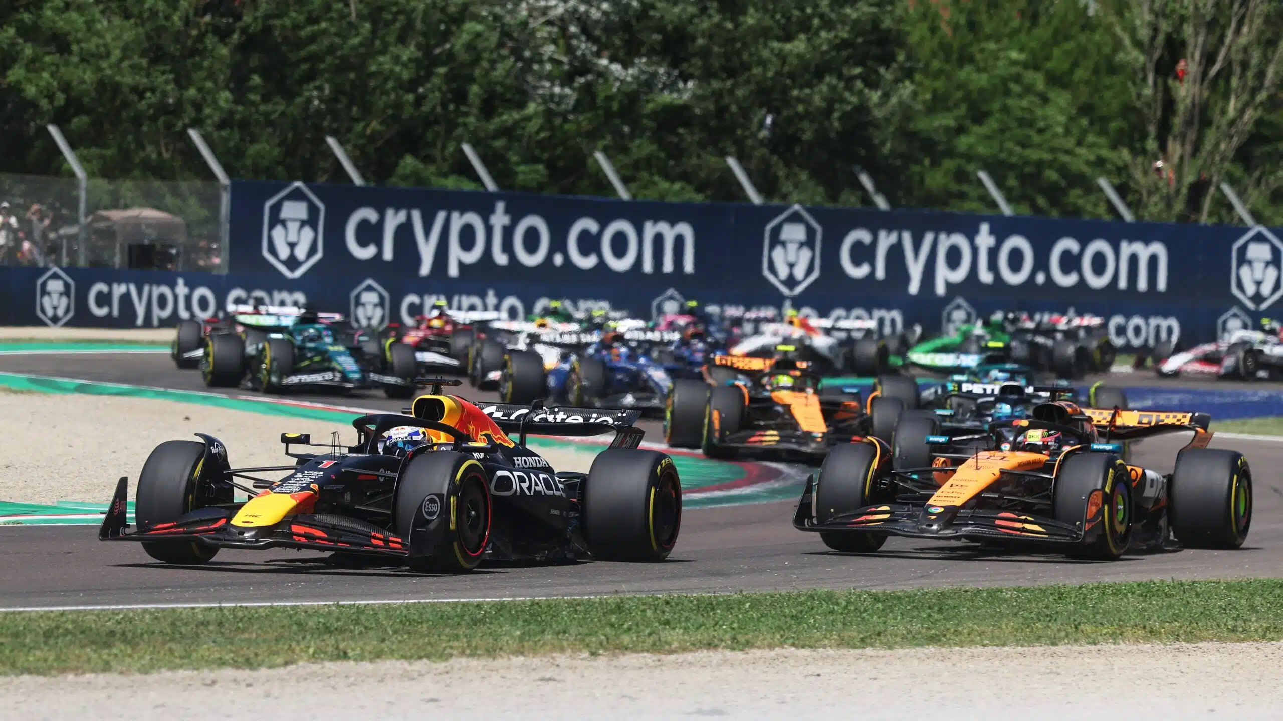 Verstappen surpris par l’accueil du public, jusqu’à Monza G8cOOxkXgAA3RQb
