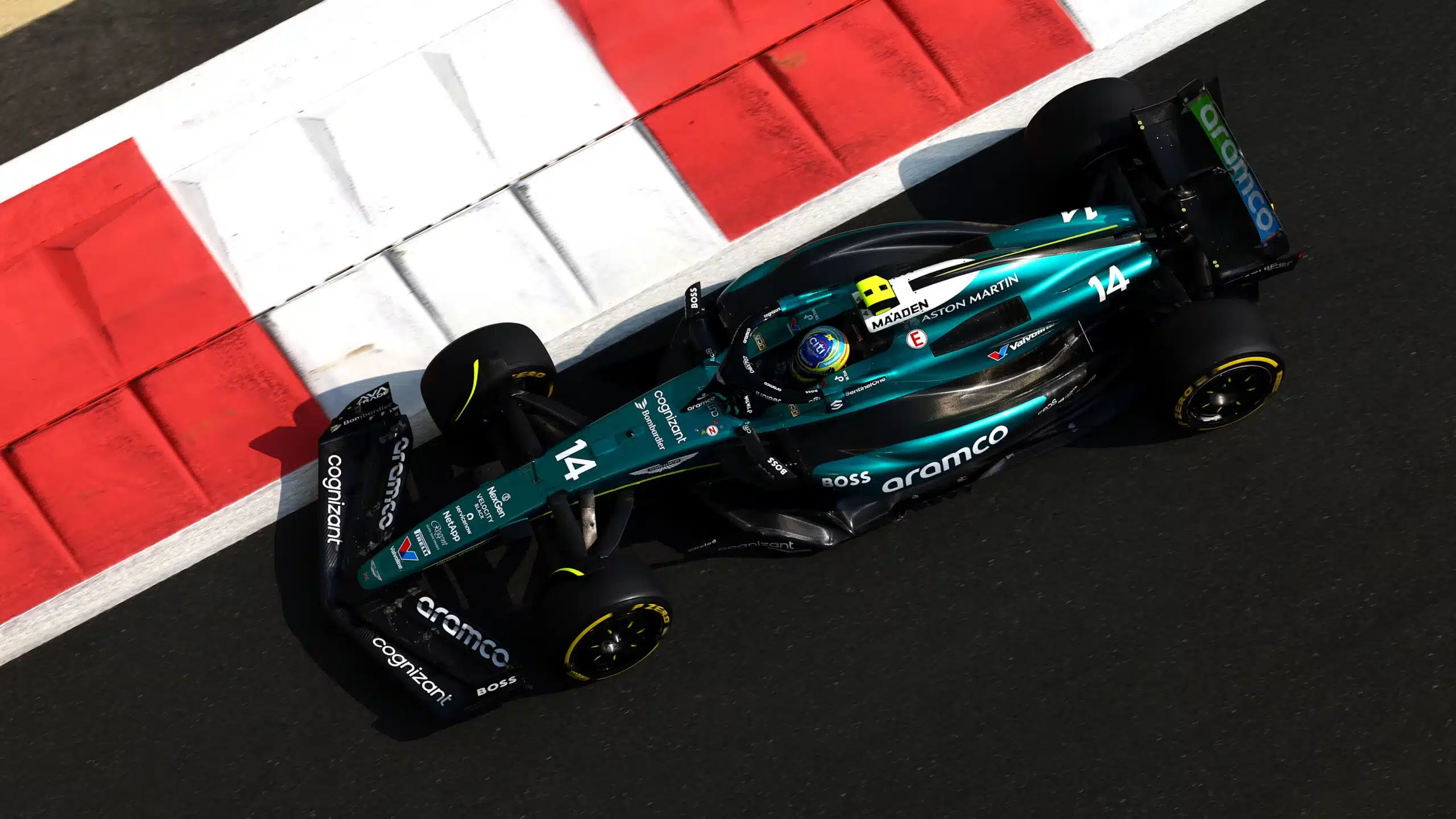 Alerte chez Aston Martin avant les essais de Barcelone 2188517983