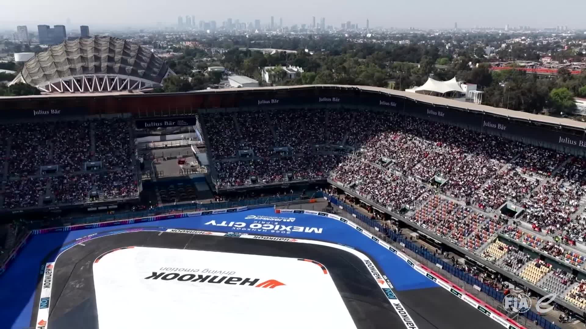 Citroën frappe fort dès le début de la saison de Formula E G-U811ZWEAA_5x1