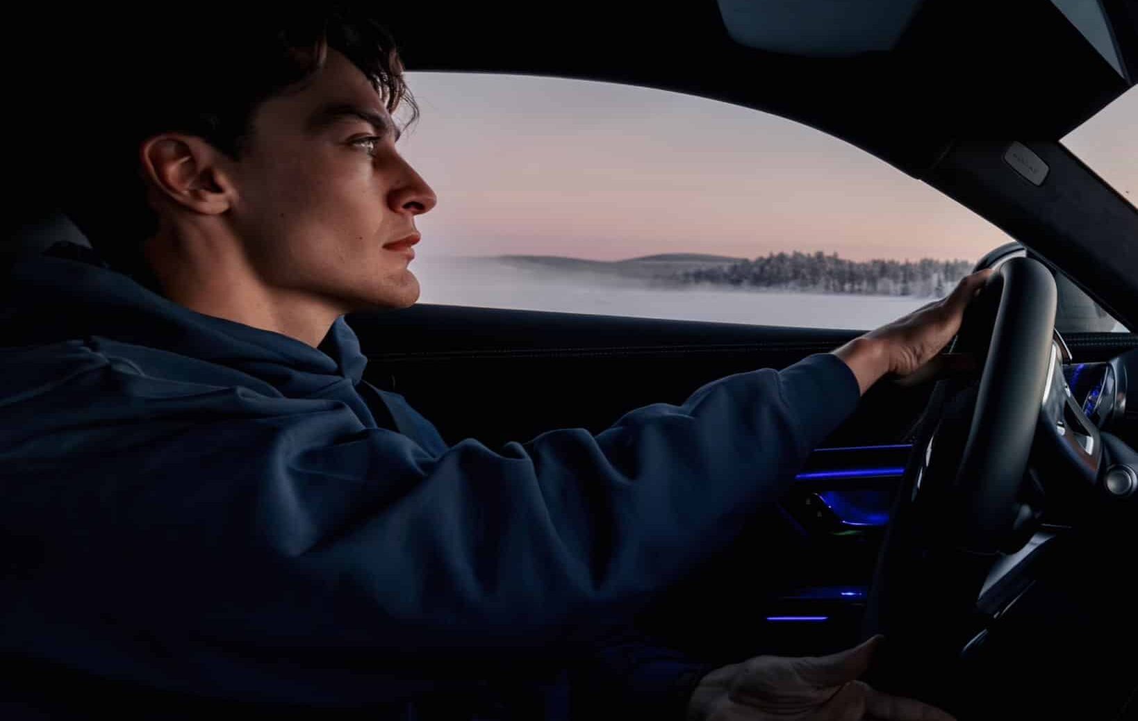 Russell se voit dans la lutte pour le titre de champion F1 G-nndeabQAAWNFO