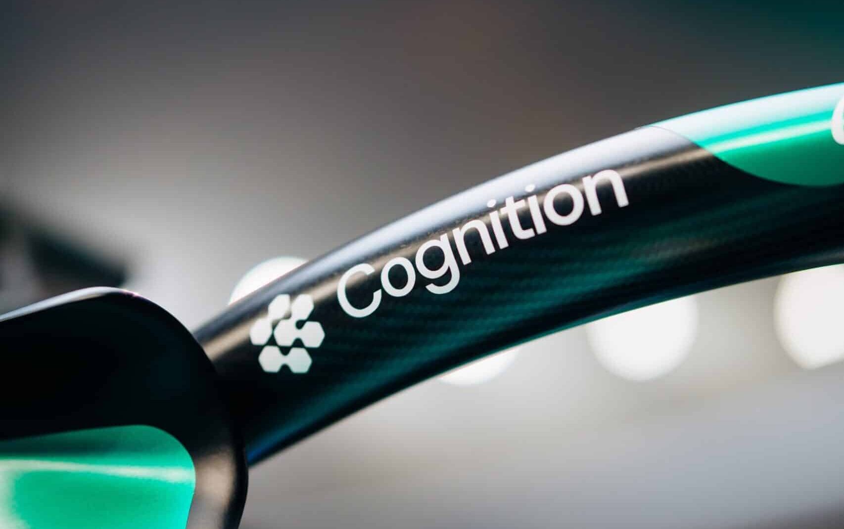 DIRECT : Suivez en live la présentation de l'Aston Martin F1 HAt8ODBboAEFk-P