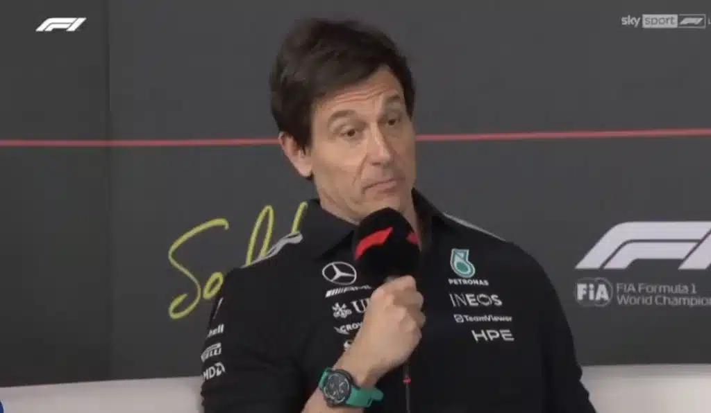 Mercedes sous le feu des rumeurs : Wolff perd patience HBhTUXRWQAAL_uG