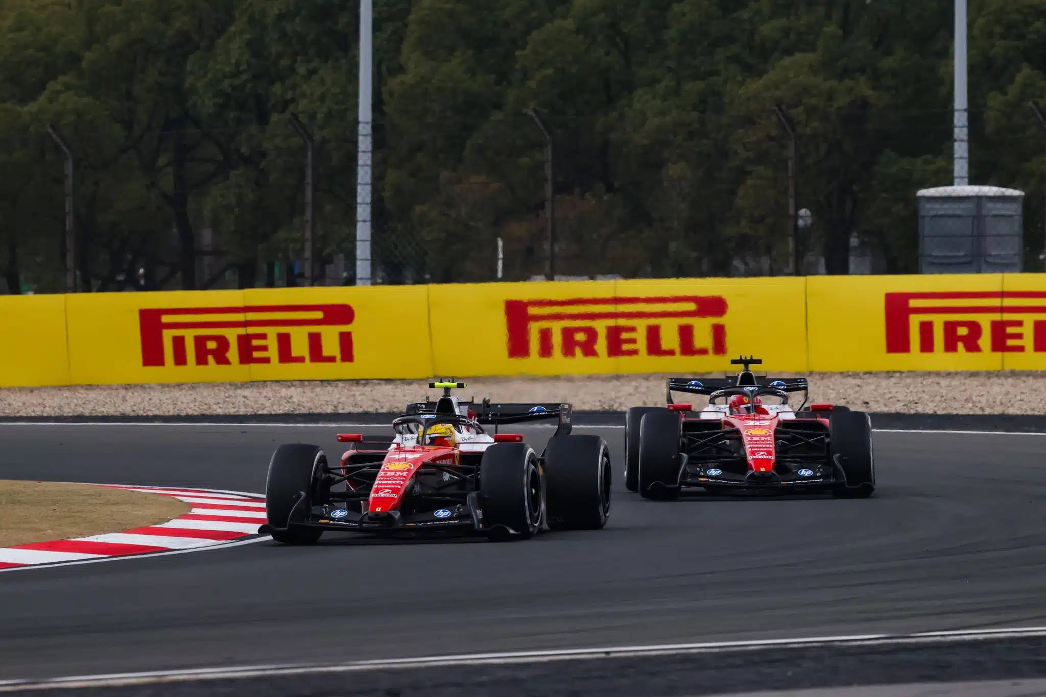 Le premier podium d’Hamilton avec Ferrari a failli virer au drame