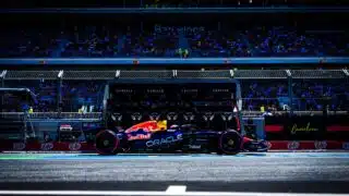 Red Bull rejette l’étiquette de meilleur moteur attribuée par la FIA